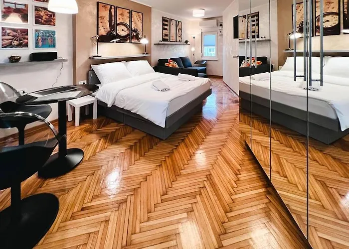 Stylish Studio In City Center