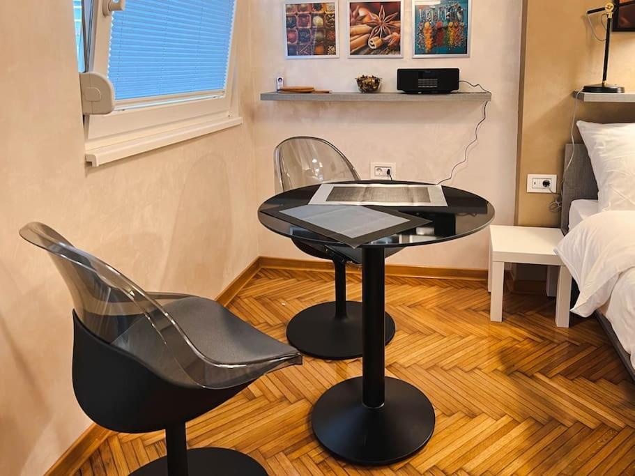 Apartment Stylish In Center *